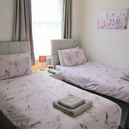 Guest house Hermosa Guesthouse 3*